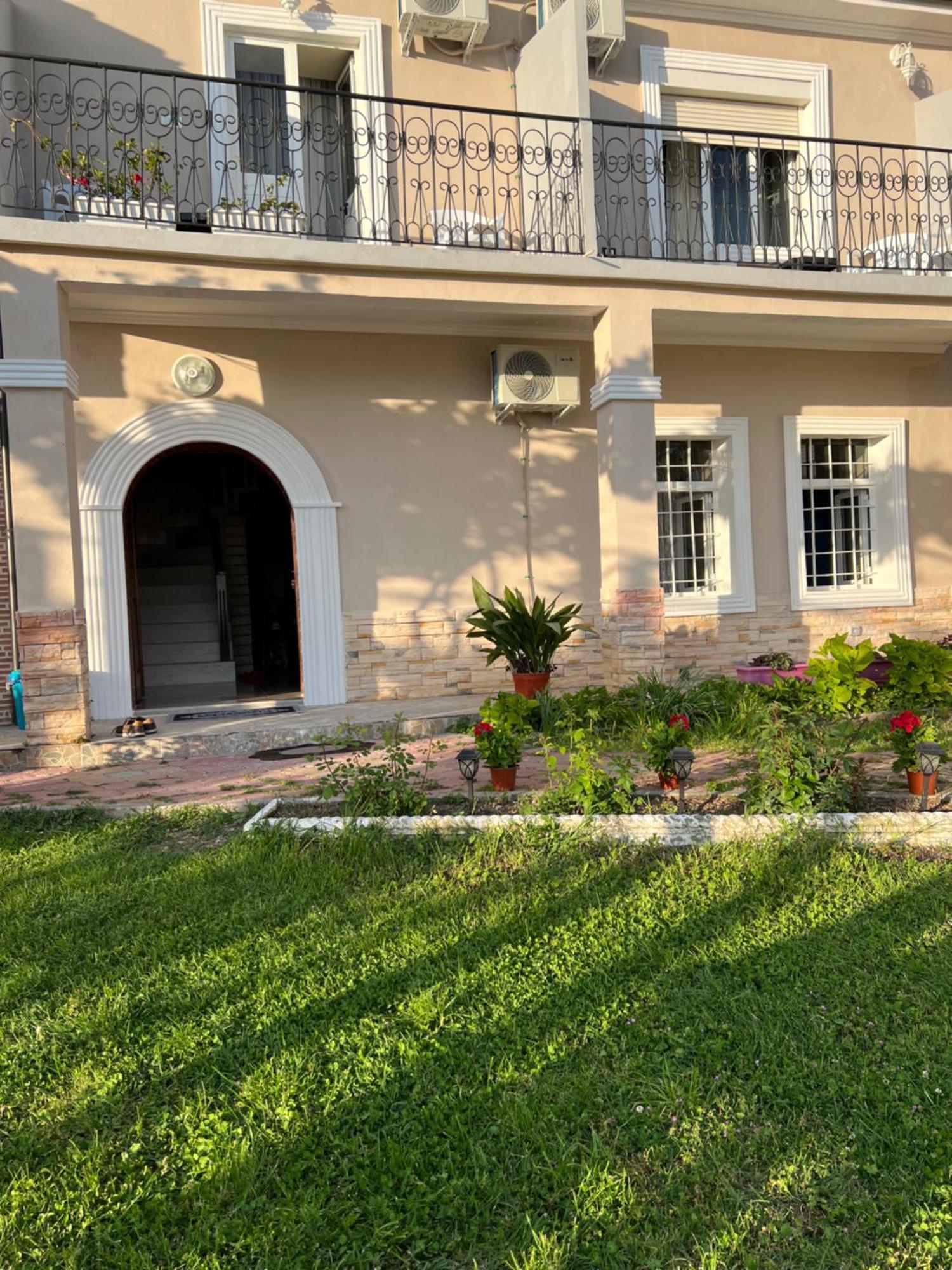 Garden Villa Guni Круя Экстерьер фото