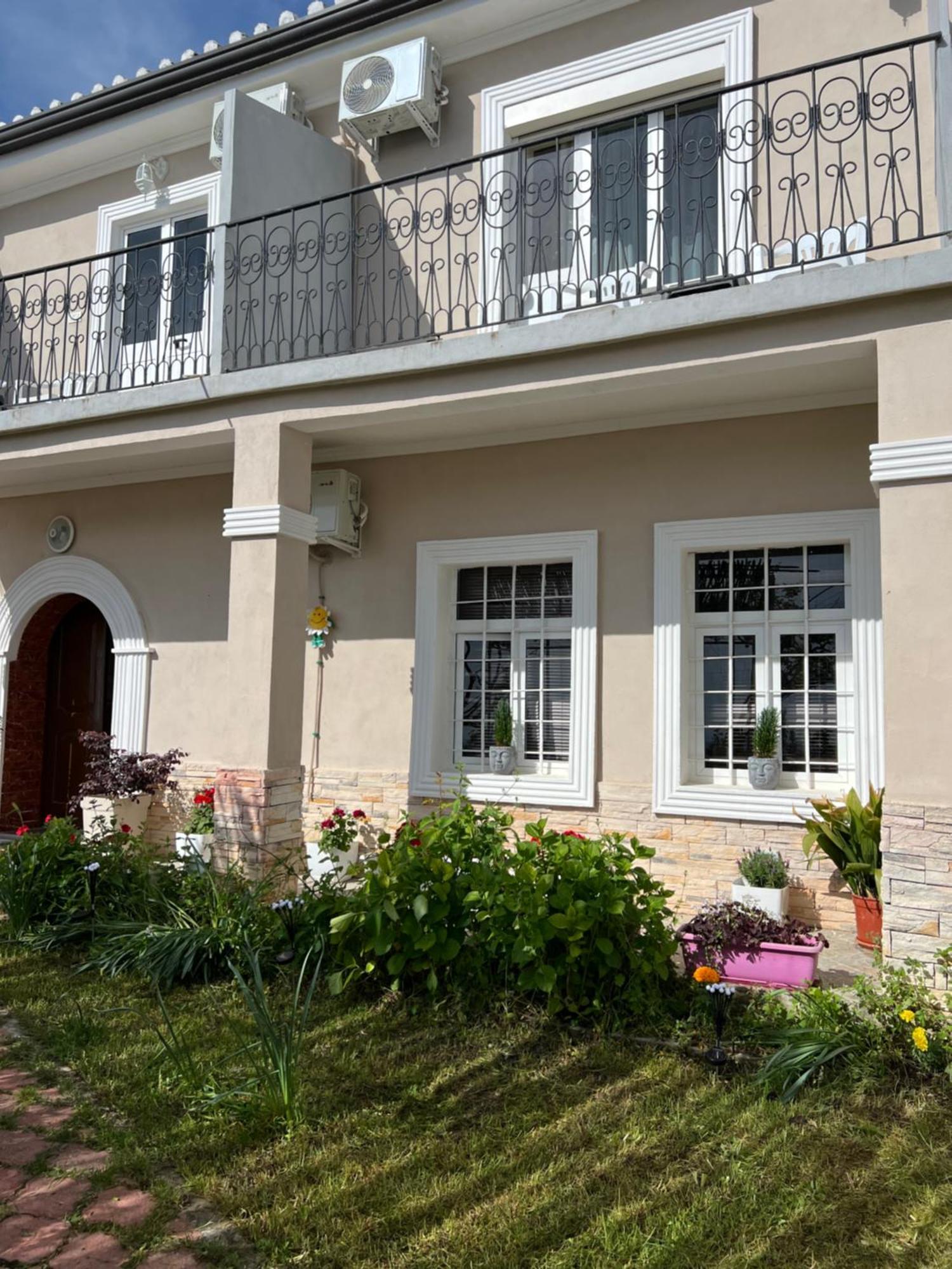 Garden Villa Guni Круя Экстерьер фото
